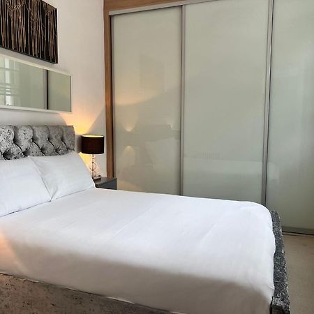 One Bedroom Apartment In Holborn London Bagian luar foto