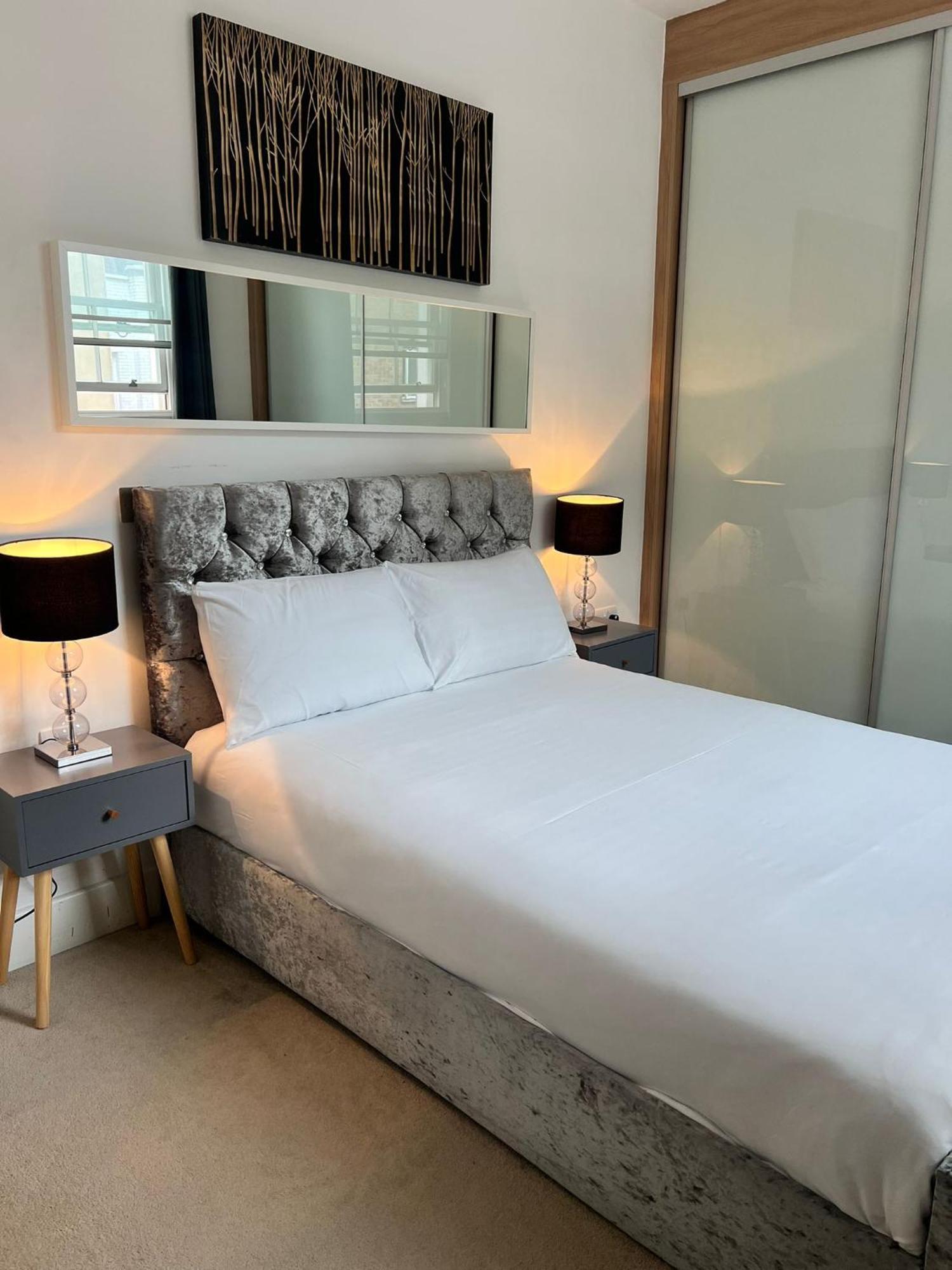 One Bedroom Apartment In Holborn London Bagian luar foto